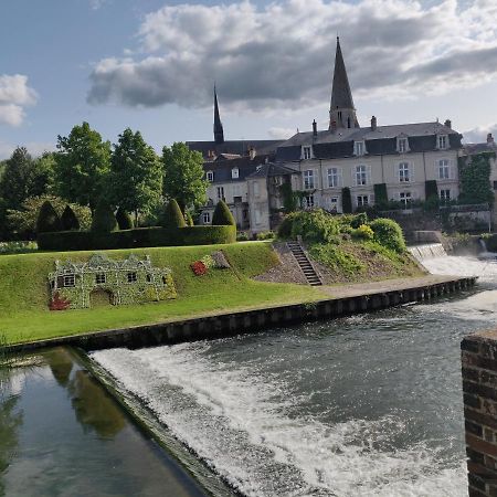 La Tranquillite Proche Des Chateaux De La Loire. Vendome Luaran gambar