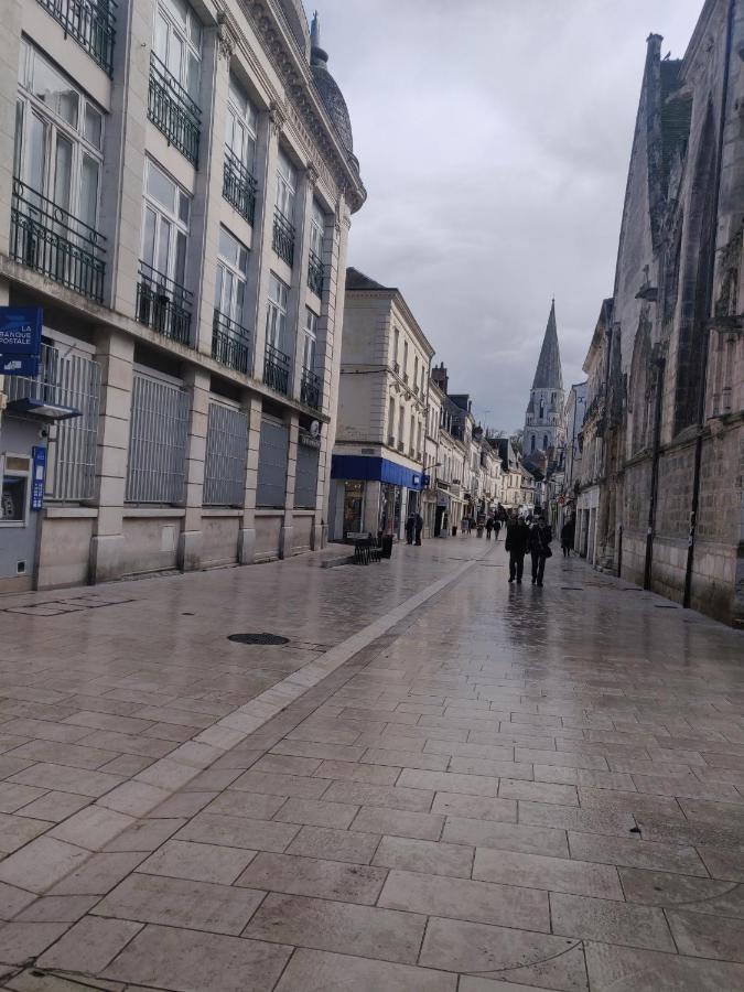 La Tranquillite Proche Des Chateaux De La Loire. Vendome Luaran gambar